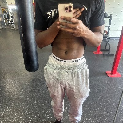 AyoooKay's profile picture. 