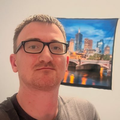 oreosaremad84's profile picture. 