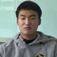 융 (@d0oohh) 's Twitter Profile