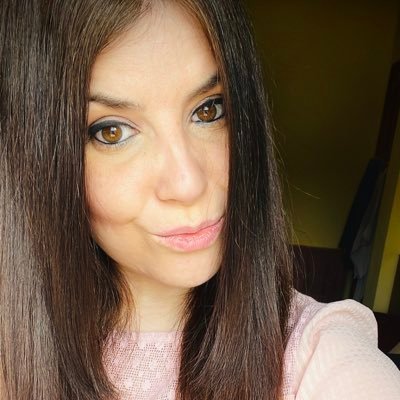 Ayudo a víctimas de violencia de género. Feminista y progresista. Cántabra en Madrid. ⚽️🏀🎾🏎️🏍️ RRC💚🤍 Bloqueo fachas y pitufos.