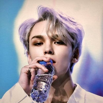 원우, 버논, 승관이 최애인 캐럿💎 (솔부합니당 민원도 조아함. 아니 사실 안 가리고 그냥 다 좋아해요)