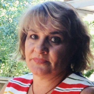 Music critic & author. Contributor/columnist for Spin, Entertainment Weekly, and Village Voice. Author of Kiss This, Exile in Guyville, Half a Million Strong.