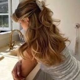 Gorhu9769122's profile picture. 街角のカフェでゆっくりする