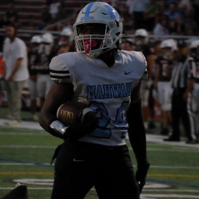 Mahwah ‘26 | 5’9 180| GPA 3.4| 🏈 LB,Wr, RB |