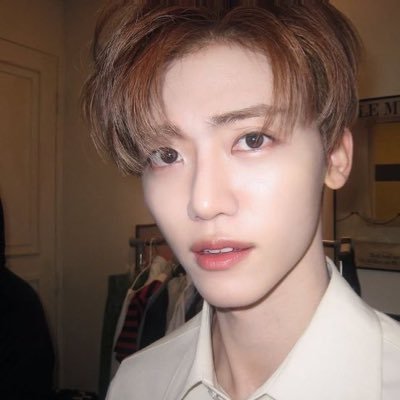 ไม่ใช่แอคเค่อค้าอิควายไม่ต้องฟอลมาสัส งงค่ะพี่คือหนูไม่ใช่แอคเค่อเนาะ ไม่ต้องฟอลหนูมา กรี้ดดด 😡😠นุเป็นสาววายค้าบบบ โน่มิน เนาะ ฟิรๆๆ ค่ะ 💋💋☺️