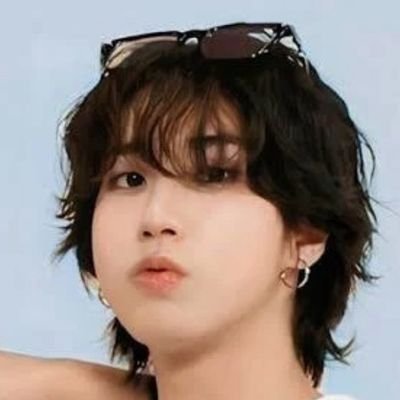 Aynaki123's profile picture. Gamer, Singer, Artist, Writer. Creative and Cheerful and always looking for ways to improve. #LOVESTAY
