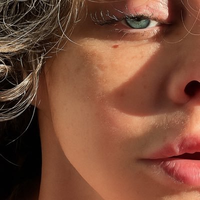 Fahime27's profile picture. 