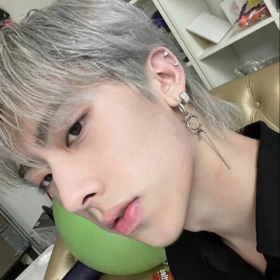 น้องฮันบิน น้องเตนล์ น้องอินจุน น้องเล่อ (สามี)น้องริคกี้