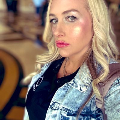 Alohapjh's profile picture. 🌟Foster Mom | Advocate ✍️Fighting for #EmmanuelsLaw protecting kids from abusers 💔Not left. Not right. Just humanity 🔗 https://t.co/QHqeZJQUqx