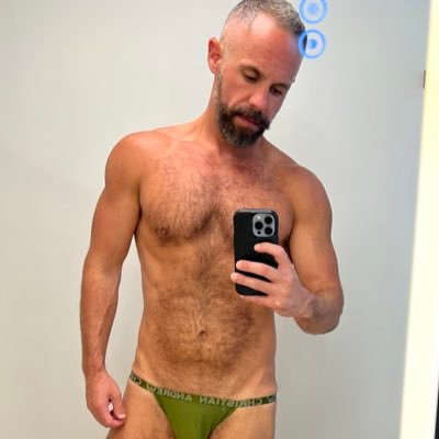 Love dick and cum. I drink from the tap. Always ready for some dick.