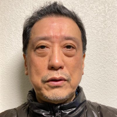 子供の頃、南米航路の移民船、「ぶらじる丸」と「あるぜんちな丸」の2隻のファンになり。それ以来の客船ファンです。1996年よりクルーズ情報のホームページページを運営し、クルーズの写真と寄港地の写真を主に紹介しています。30年ぶりにアマチュア無線局も再開、コールサインはJK1NXJです。2022年9月1日