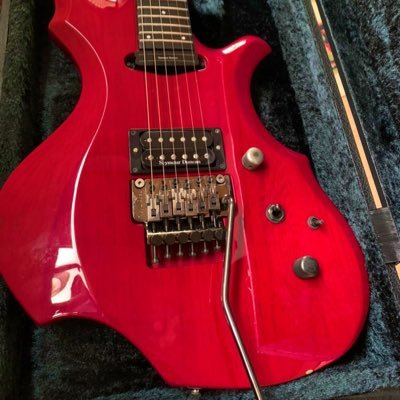 kencha1107's profile picture. 音楽(特にthe GazettEとナイトメア)と美容と食べることが好きです！完璧主義で⭐︎