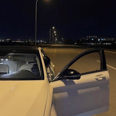 bisma_uk's profile picture. 