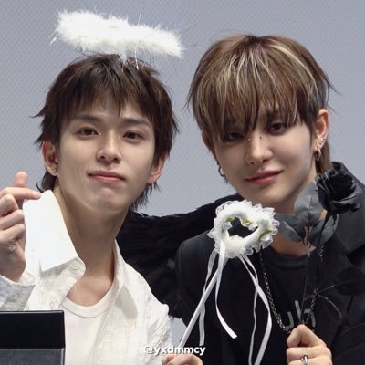 ~~~ #제니 🐻ྀིྀི🥇 + #지훈 🐶ྀིྀི🎸 + #아사히 🤖ྀིྀི 🎶~~~