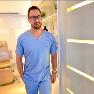 Experienced plastic specializing body and facial enhancements 💉🥼🩺