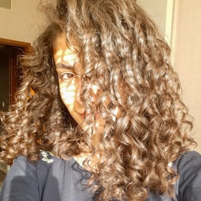 shidmah_zs's profile picture. مشتاق گل از سرزنش خار نترسد