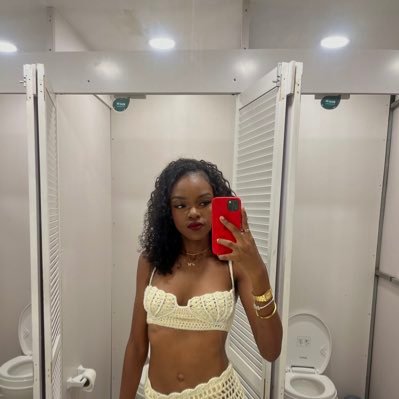 a creative 💫 | 🇧🇧 | IG: craftedbykeona / keonascreations.bds / limitedstyles246
