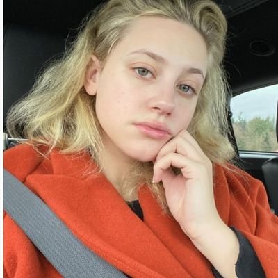 SmithJane11655's profile picture. 