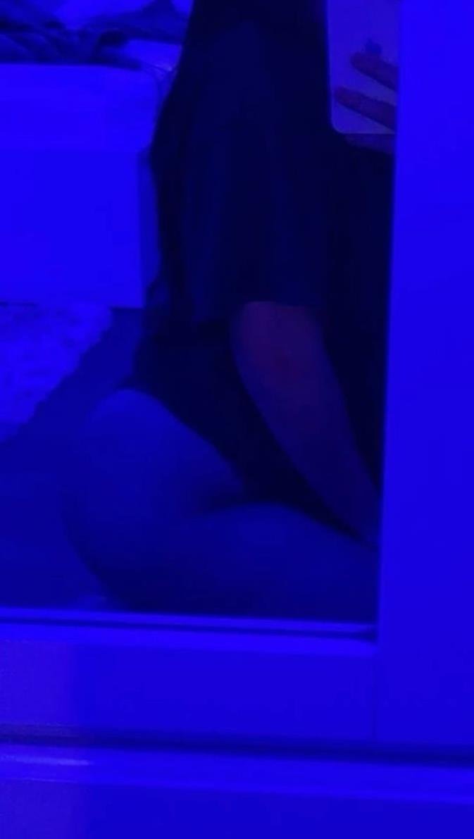 Noemila_Perano's profile picture. This is simply my spam page... Go ahead and support my primary account @Gabbyycaky