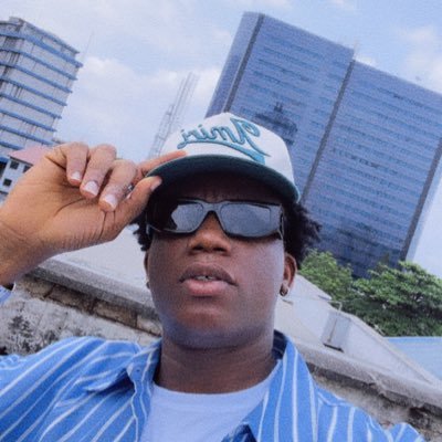 OfcStarness's profile picture. Spiritual Entity 22✨ Somewhere in the stars 🌟 | Snooze U Looze OUT NOW