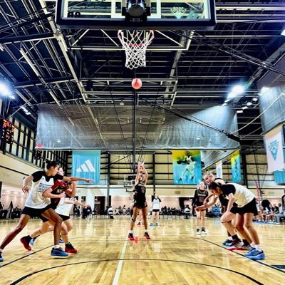 2028 // 5'9 CG // North Central High School // 16U 3SSB // Indiana Basketball Club// #M14Made // @m14hoopsindy // @IBC16U3SSB // @ibcwbb // God’s Plan 🙏🏽