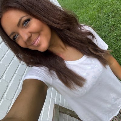 babygrand_91's profile picture. ᒪᗩᑌGᕼTEᖇ is the shortest distance between two people. In a committed relationship with Vol Football/Baseball. #knoxvillehasmyheart •  Married to @ZeMattDavis