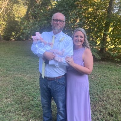 Married to Jess. Mckenzie,Mallory & Macy’s Dad. Defensive Coordinator at Cedartown High School. 2x STAR Teacher. Cancer Survivor.