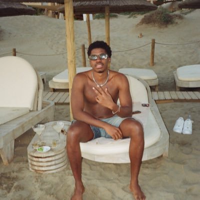 TinoFesto's profile picture. 
