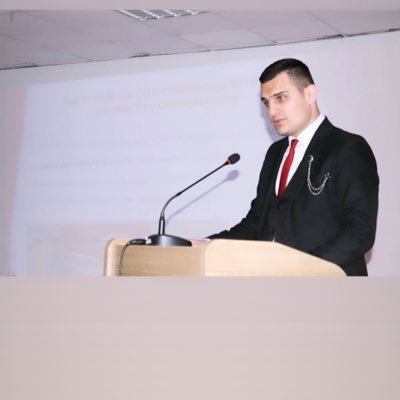 Teknik Analist. Altın & Kripto ve Borsa yorumları. Kendine Trader. Paylaşımlarım yatırım tavsiyesi değildir.