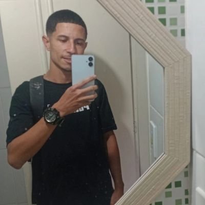 Nunca desista dos seus Sonhos !
Papai do Isaac š
Dindinho da Anna Lua š„°š