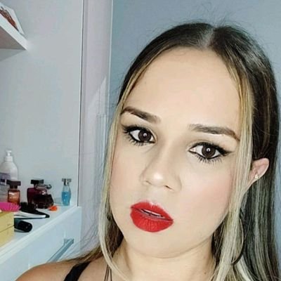 Amor que é amor dura a vida inteira se não durou é porque nunca foi Amor!!Diga- me quem mais vc perdoou na Vida,e então saberei dizer quem vc mais Amou!!!