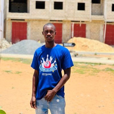 badagaye330's profile picture. 🎥 Créateur de contenu machine lourde 🚜 TikTok: @badagaye330 📍 Dakar – Tivaouane Peulh 📲 WhatsApp: +221 77 411 42 55