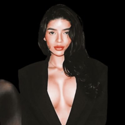 ⸝⸝ Investor • Muse • Provocative by nature • CEO of @ MorelInvests | 𝘔𝘺 𝘣𝘰𝘥𝘺 𝘪𝘴 𝘢𝘳𝘵, 𝘮𝘺 𝘮𝘪𝘯𝘥 𝘢𝘯 𝘦𝘮𝘱𝘪𝘳𝘦.