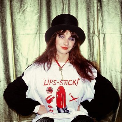 birdmad_gurl's profile picture. talking heads enthusiast ꩜⋆✿˚｡⋆
she/they ❀