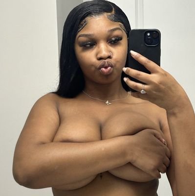 content creator active 24/7 available for meetup DM for menu https://t.co/RL26bnSFnU