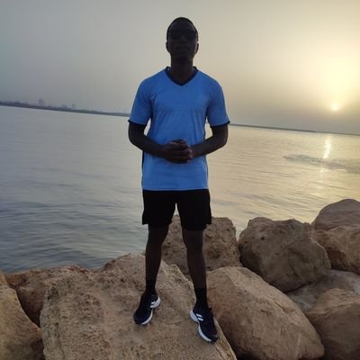 Yusuffa15's profile picture. 🏃 Athlete | 🎓 MSc Data Science
Running miles & running models
Mindset • Discipline • Growth
örebrö Alumni