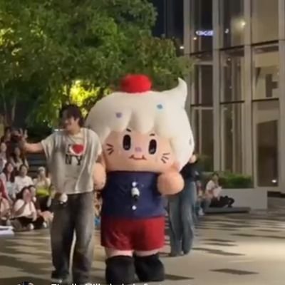 STharaphu5700's profile picture. ohmnanoon