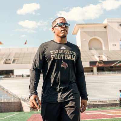 Corners Coach and Def. Recruiting Coordinator at Texas State University . All God. Houston, TX Native. #EatEmUp #TakeBackTexas