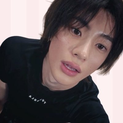 gomjjangie's profile picture. RIIZE #앤톤 ...🦕💭💗⭐️⸝⸝.ᐟ♪⋆