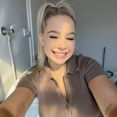 AnnistonA31333's profile picture. Lovely girl ❤️❤️