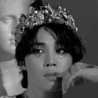 Just a lil 🦗 💟
Namjoon - Seokjin - Yoongi - Hobi - Jimin - Taehyung - Jung Kook. She/her. 민극 supremacist. Grown-ass adult 🔞