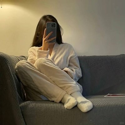 single and happy. I love to have fun NO talking about sex🔞🚫