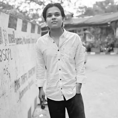 वसूलों पर आंच आये ,तो टकराना जरूरी है ,
जिंदा हो तो जिंदा नजर आना जरूरी है 🔥🔥