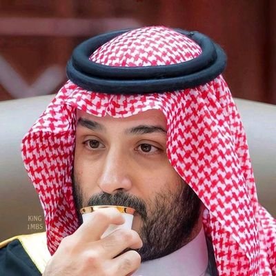 اللهم إني أسألك العفو والعافية في ديني ودنياي وأهلي ومالي، اللهم استر عوراتي، وآمن روعاتي، اللهم أحفظني من بين يدي ومن خلفي وعن يميني وعن شمالي، ومن فوقي