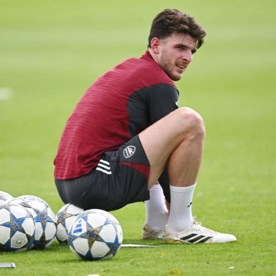 aideyanbright56's profile picture. @Arsenal fan
#NorthLondonIsRed
Old account got hacked
Pls follow me back🙏❤️