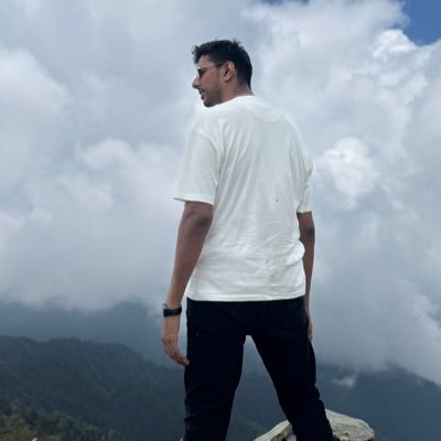 Building @digihandler || 72K+ on Insta • Talks about SEO | Personal Branding | Content Creation | Agency Life