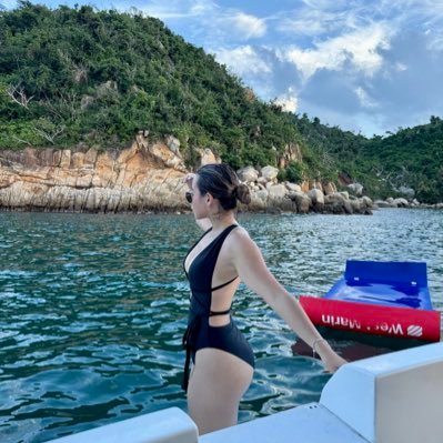 FerAgui33851013's profile picture. 🪩🍸🫐