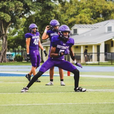 5howtime_'s profile picture. Ath WR/DB/S 6'2 170 Class of 26