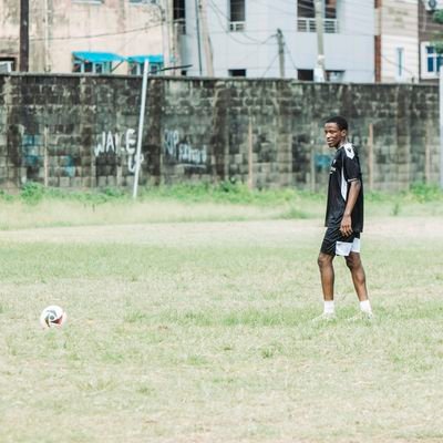 AinaAyobami3's profile picture. Ball is life⚽