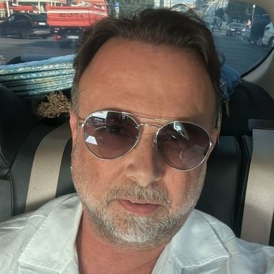 Only genuine sugar babies — bonus points if you’ve got pretty feet 👣💎
